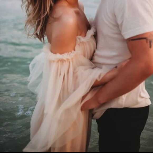 Ruffle mesh dress - Picture 7 of 9